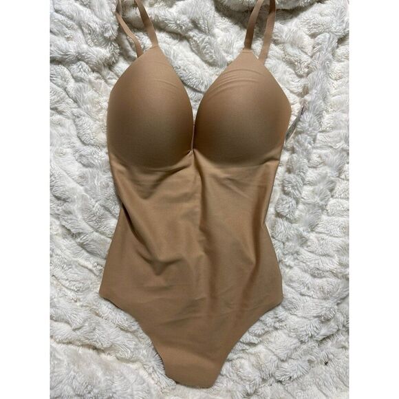 SKIMS BODY CORE SCULPT PLUNGE THONG BODYSUIT - Picture 5 of 9